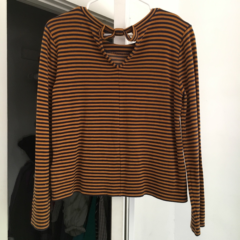 Long sleeve striped tee